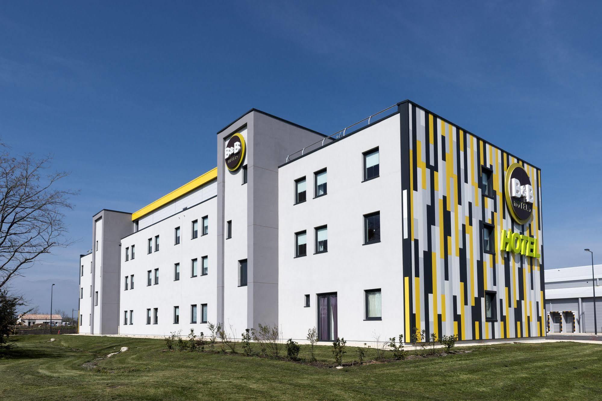 B&B Hotel Niort Marais Poitevin Est Dış mekan fotoğraf